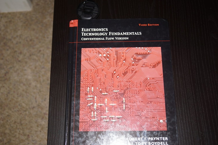 Electronics Technology Fundamentals: Conventional Flow Version cover