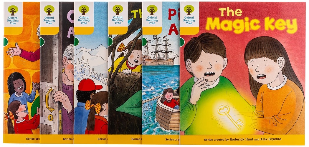 The Magic Key- Pirate Adventur - the Dragon Tree - Gran - Castle Adventure - Village in the Snow cover